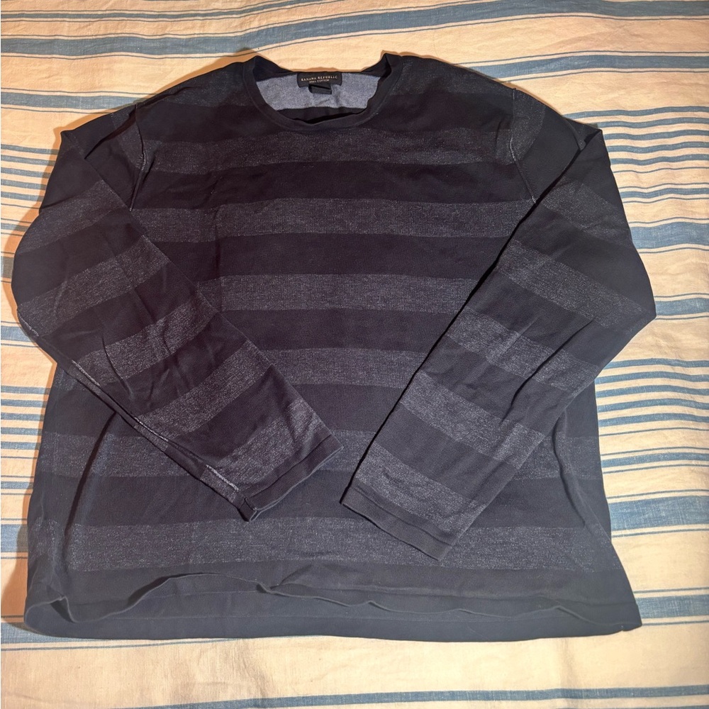 Black striped long sleeve tee